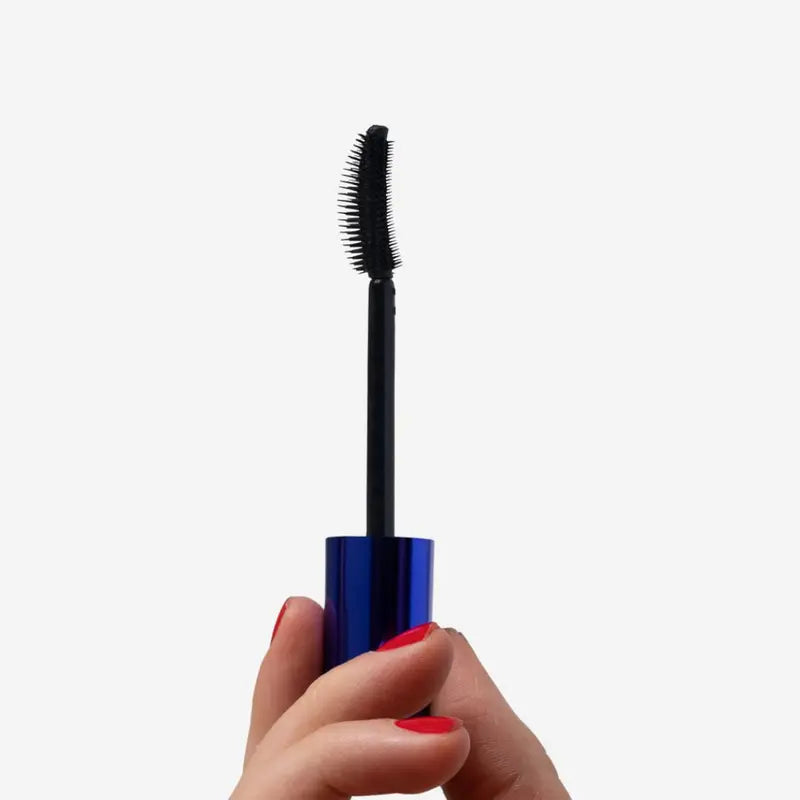 Long Cow Lashes Mascara– Perfect "Cow Lashes" Look