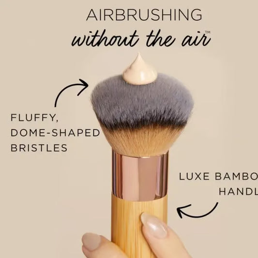 The buffer™ brush - fluffy, dome foundation brush